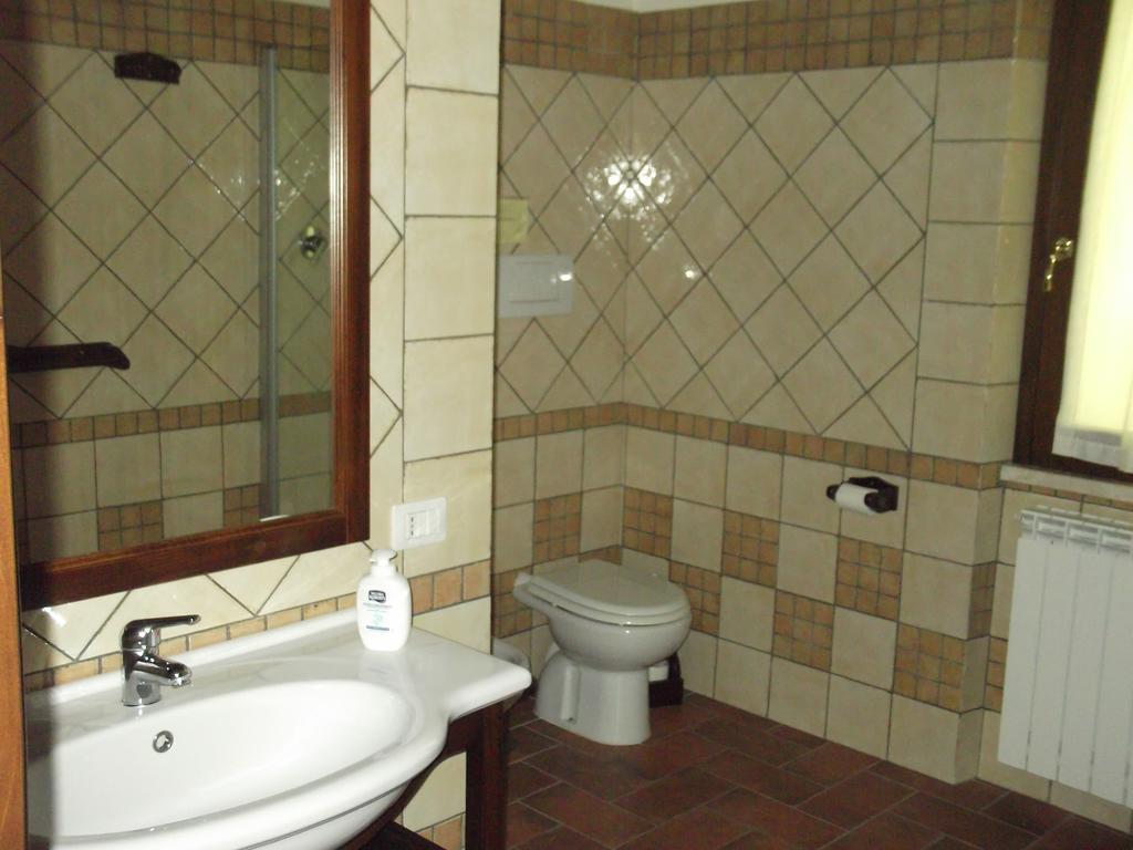 Villa Il Laghetto Agriturismo Manciano Zimmer foto